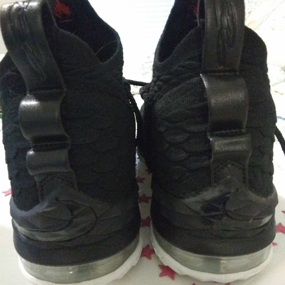 Men's LeBron's 15 black